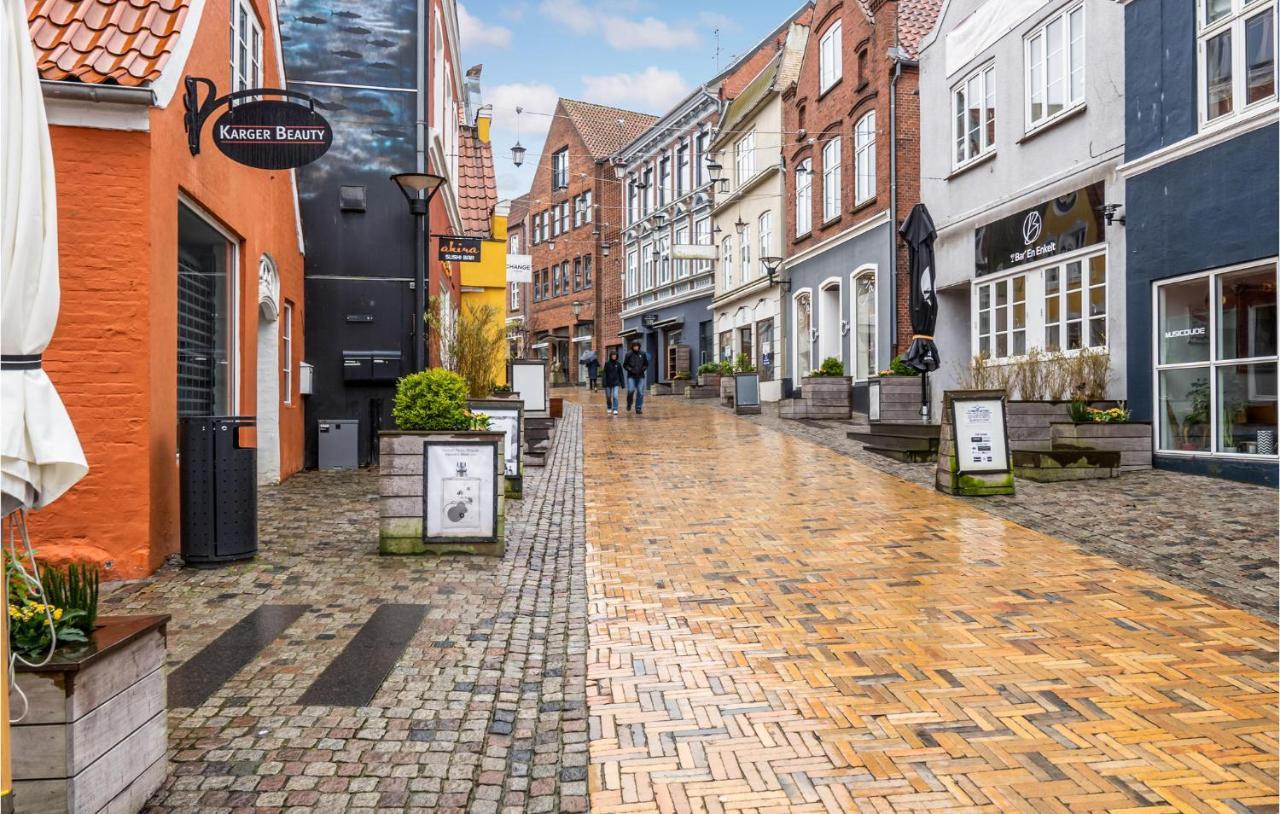 Amazing Apartment In Aabenraa With Wifi Exteriör bild