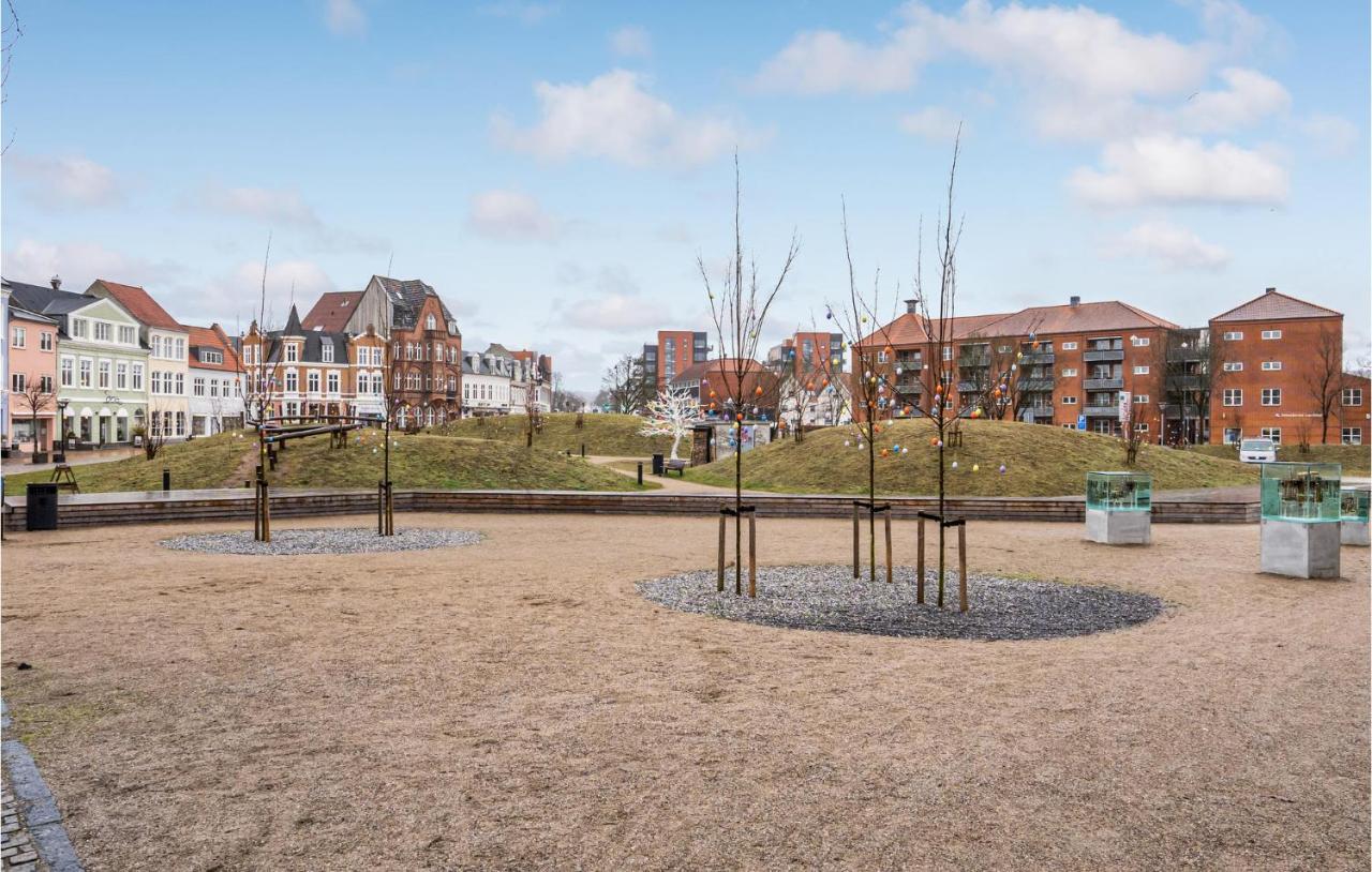 Amazing Apartment In Aabenraa With Wifi Exteriör bild